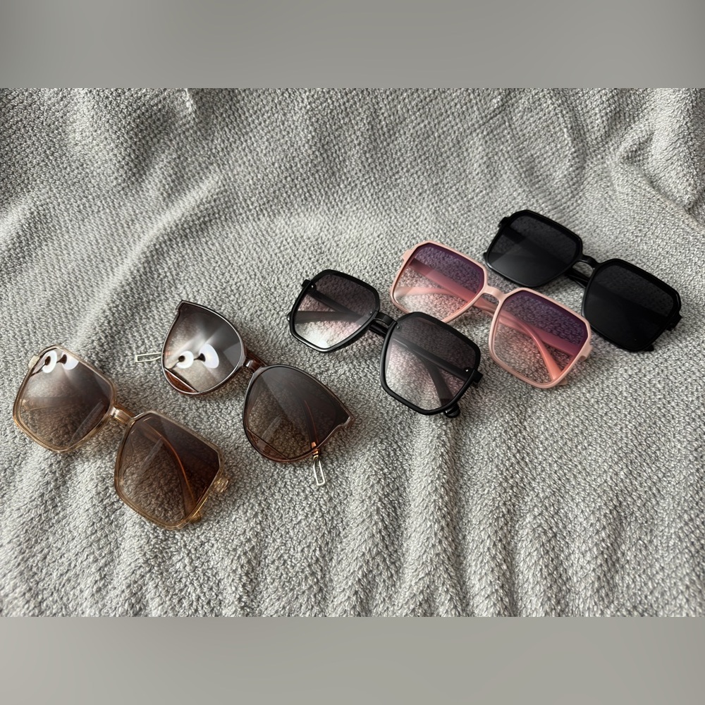 Set of 5 sunglasses